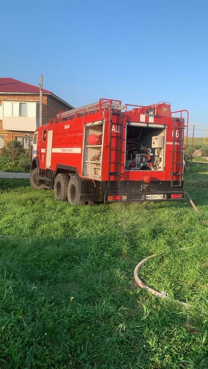 В Лениногорске при пожаре сгорел сарай