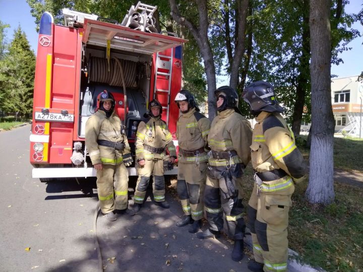 Пожарные службы Лениногорска призывают об осторожности с огнем в летний период