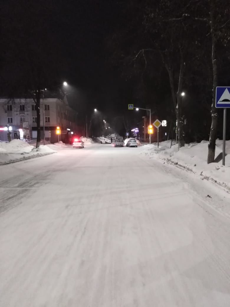 В Лениногорске иномарка улетела на тротуар в результате ДТП
