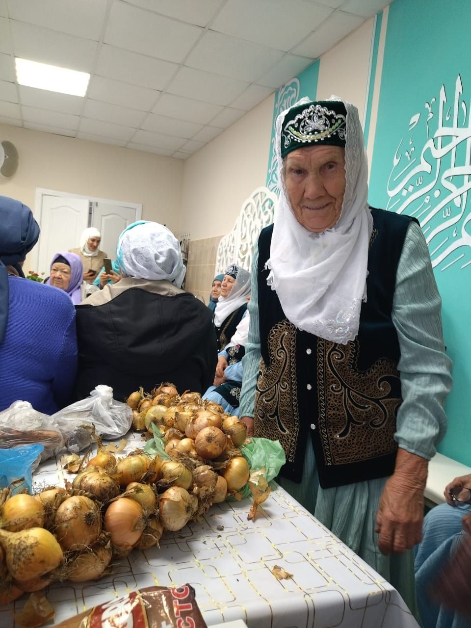 В мечети Лениногорска прошла благотворительная ярмарка для оказания помощи онкобольной жительнице города