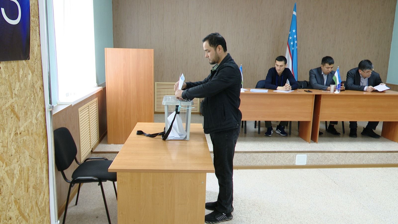 Члены узбекской диаспоры Лениногорска голосовали за проект конституции Узбекистана