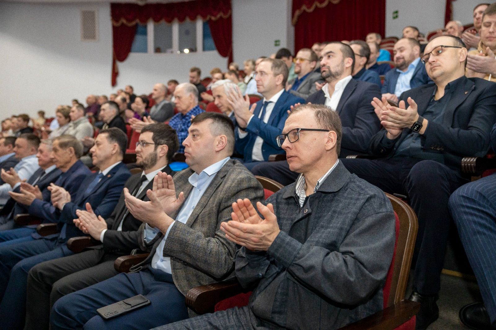 В Лениногорске наградили передовиков производства