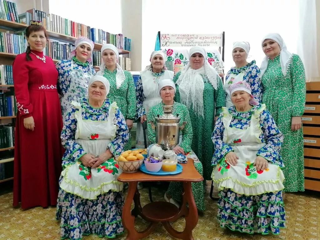 В Лениногорске выступил ансамбль «Нур» из деревни Сарабикулово