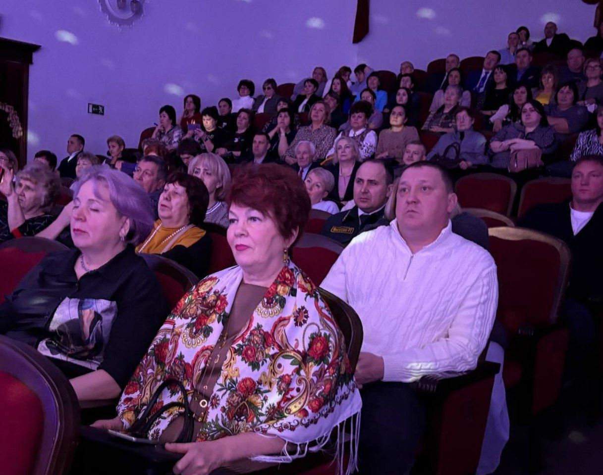 Во Дворце культуры прошло торжественное мероприятие, посвященное завершению Года защитника Отечества