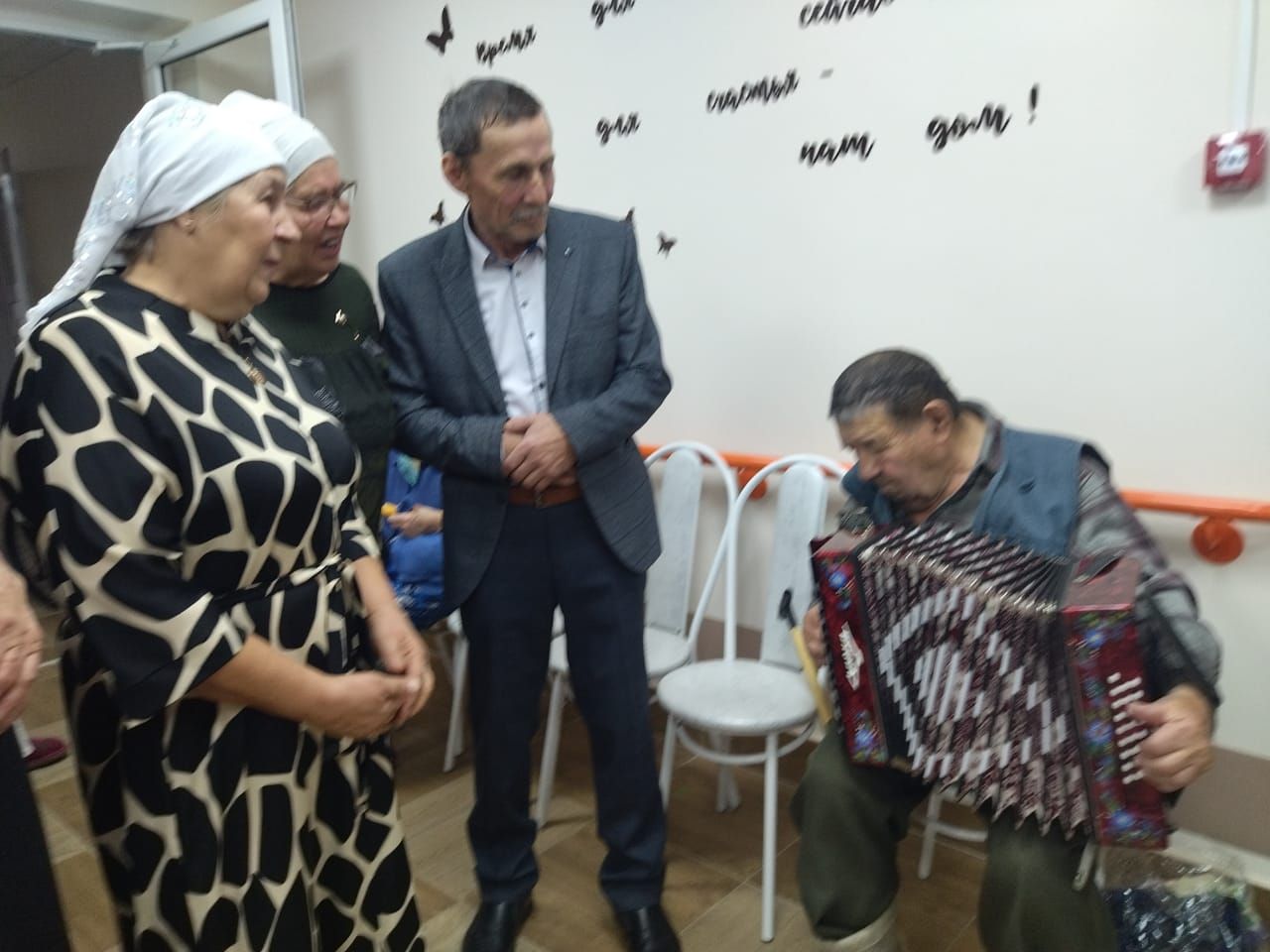 В Лениногорском доме-интернате для престарелых и инвалидов провели благотворительный концерт