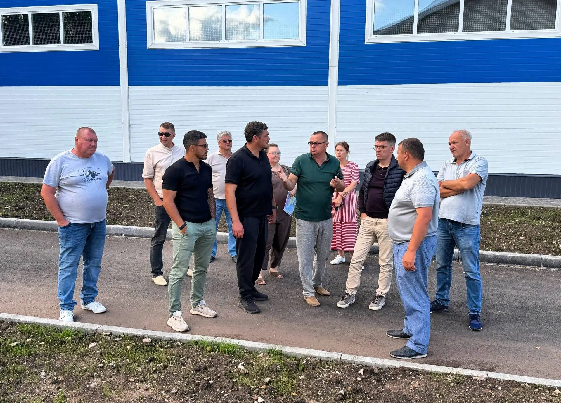 В Лениногорске завершается строительство нового крытого футбольного манежа