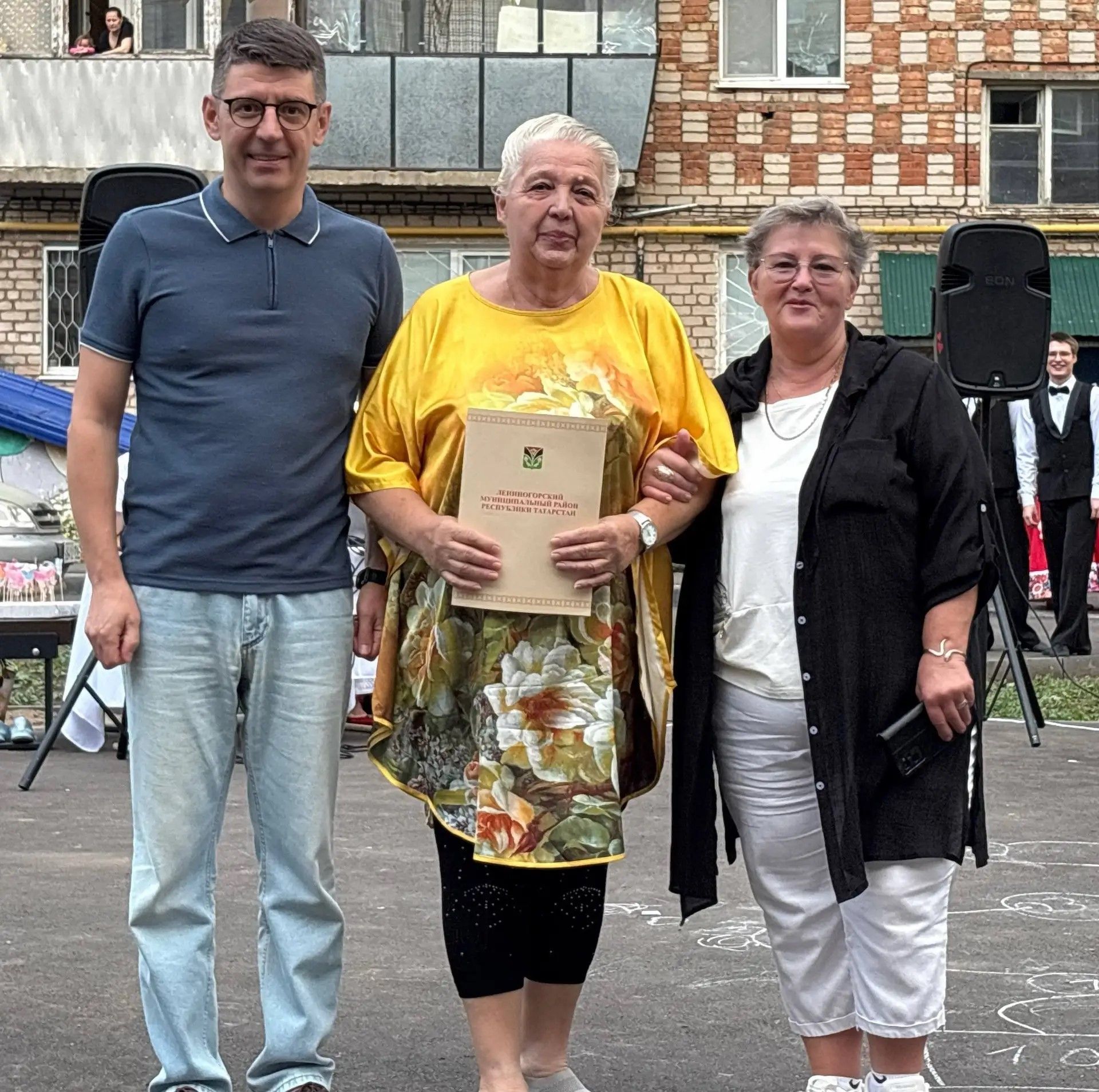 В Лениногорске в отремонтированных дворах проходят праздники