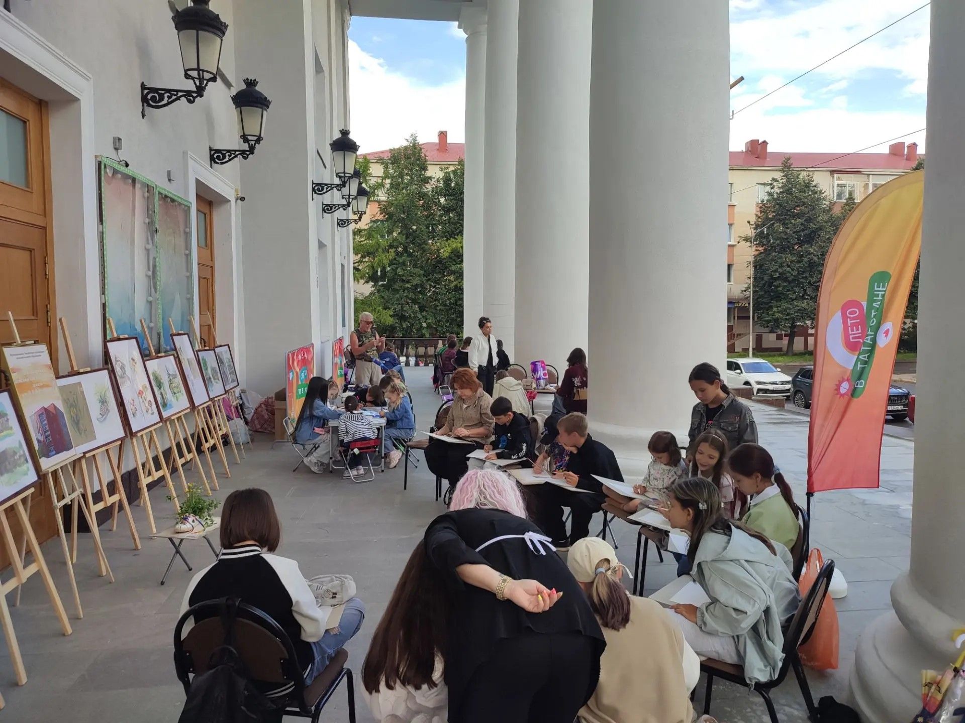 В Лениногорске прошел первый городской пленэр в рамках республиканского проекта «Лето в Татарстане»