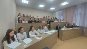Студенты Лениногорска рассуждали на тему зависимости