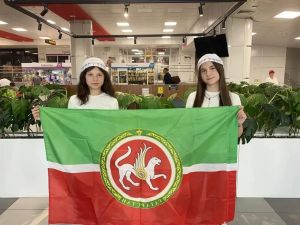 Школьницы из Татарстана вошли в число лучших на конкурсе «Большая перемена»