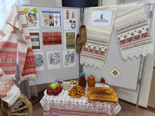 В Лениногорске прошёл познавательный час «Мордовский народ: культура, традиции и обычаи»