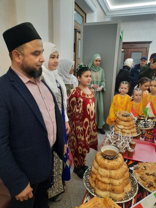 В Лениногорске на празднике Навруз  звучали песни на разных языках, угощали сумаляком
