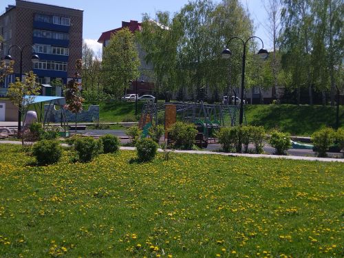 Раис Татарстана Рустам Минниханов покритиковал глав районов за некачественный ремонт дворов