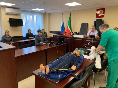 Судей Лениногорска обучили оказанию первой медицинской помощи