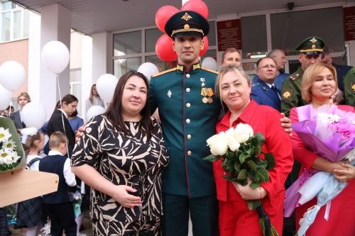 Школе № 6 Лениногорска присвоили имя Героя России Дамира Исламова