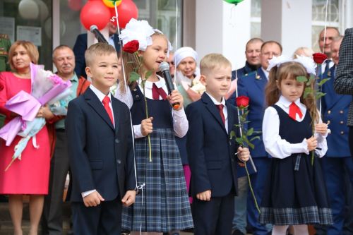 Школе № 6 Лениногорска присвоили имя Героя России Дамира Исламова