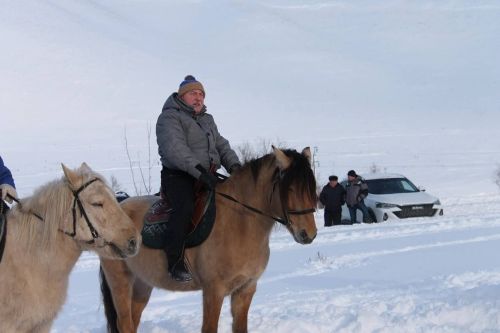 В Лениногорском конном дворике «Алмакай» прошла национальная игра «Кук буре»