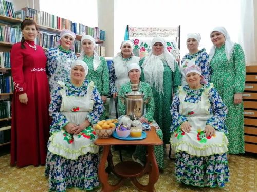 В Лениногорске выступил ансамбль «Нур» из деревни Сарабикулово