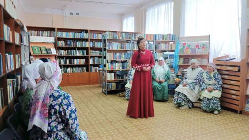 В Лениногорске выступил ансамбль «Нур» из деревни Сарабикулово