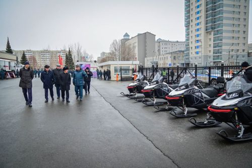 Рустам Минниханов встретился с представителями МЧС