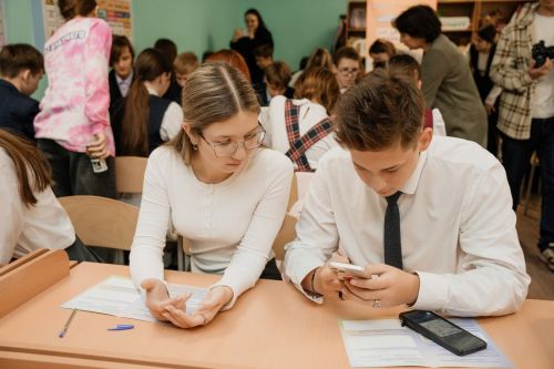 В Лениногорске в обучающем исследовании проекта «В поисках углеродного следа» участвовали 100 школьников