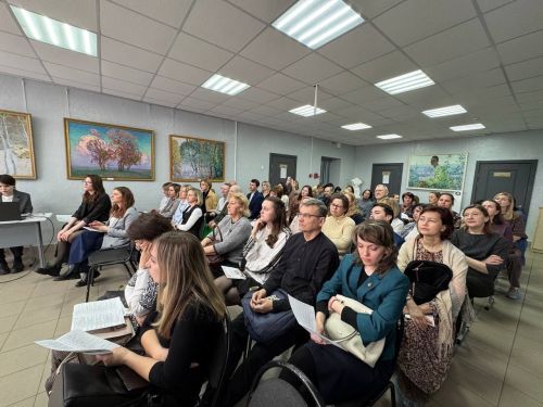 В Лениногорске прошла республиканская конференция по патриотическому воспитанию через творчество