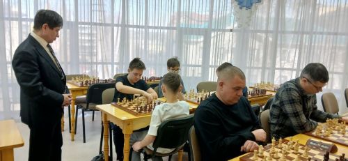 Семья Пушкаревых из Лениногорска победила в республиканском шахматном турнире в Альметьевске