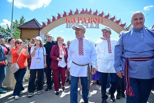 Рустам Минниханов принял участие в русском народном празднике «Каравон»