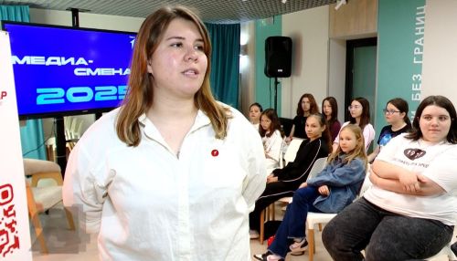В молодёжном центра Лениногорска начала работать медиа-смена для юных блогеров