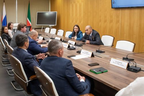 Герой России Расим Баксиков проходит стажировку в Минспорта Татарстана