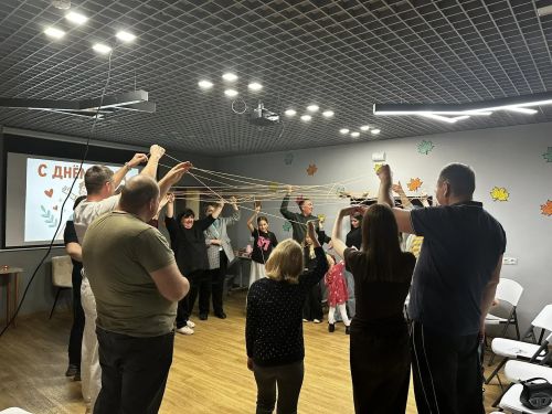 Папы и дети устроили семейный квест и отметили день отца в Лениногорске