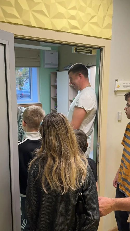 Папы и дети устроили семейный квест и отметили день отца в Лениногорске