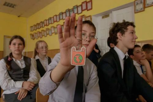 В лениногорской школе прошел «Самый главный урок в мире»