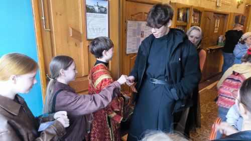 В храме Святой Троицы Лениногорска прошла акция «Георгиевская ленточка»