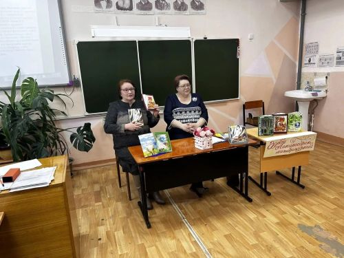 В Лениногорске состоялась встреча писателей со старшеклассниками