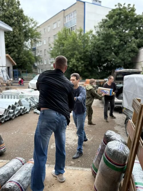 «В добрый путь, Женя!»