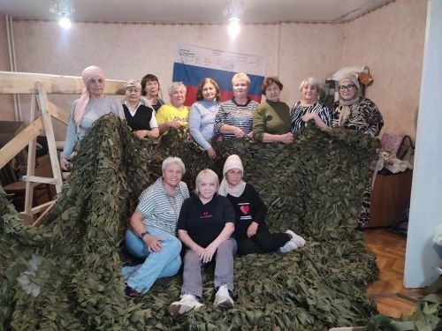 Это не плащ. Это - просто песня!