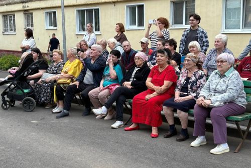 В Лениногорске в отремонтированных дворах проходят праздники