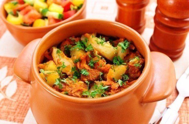 ГОРШОЧКИ С МЯСОМ И КАРТОШЕЧКОЙ НА ЗАМЕТКУ ЛЕНИНОГОРСКИМ КУЛИНАРАМ