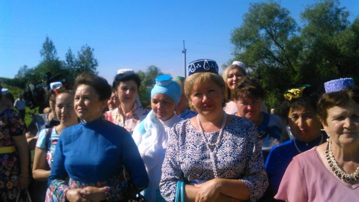 Представитель Лениногорска  побывала на выездном заседании организации “Ак калфак” в Арске.