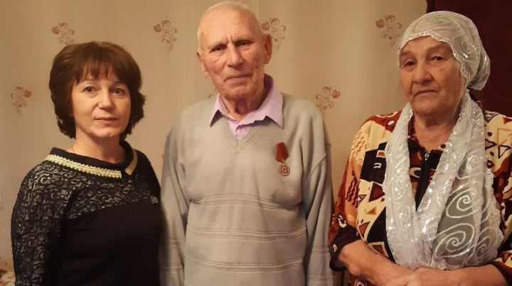 90-летний юбилей отметил житель Лениногорского района