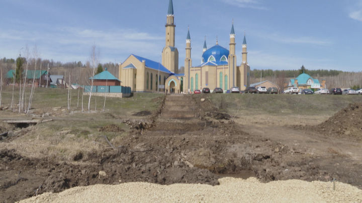 Куда исчезли "замки молодоженов" из лениногорского парка Мэхеббэт?