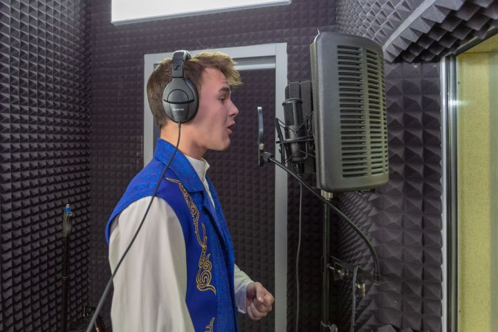 Во Дворце культуры Лениногорска открыли новую звукозаписывающую студию