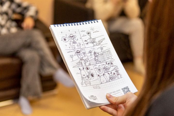 В дни осенних каникул ребята учились творить в лагере «Юбилейном»