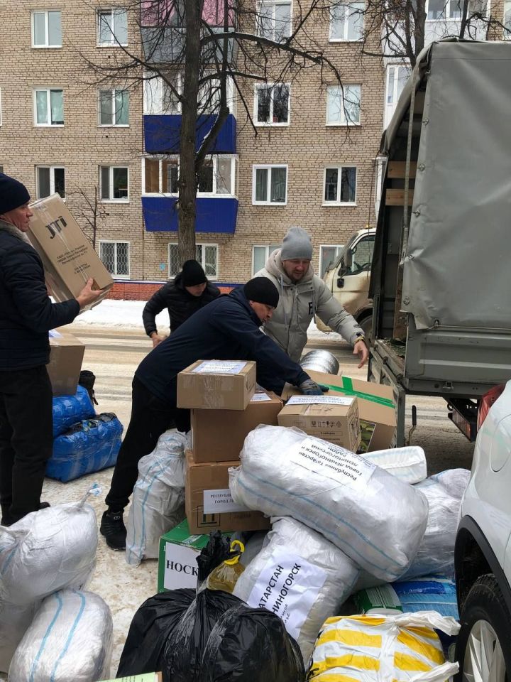 В Лениногорске отправили третий гуманитарный груз для бойцов  батальонов «Алга» и «Тимер»