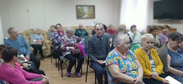 «Форпост» Лениногорска предупреждает пенсионеров о мошенниках