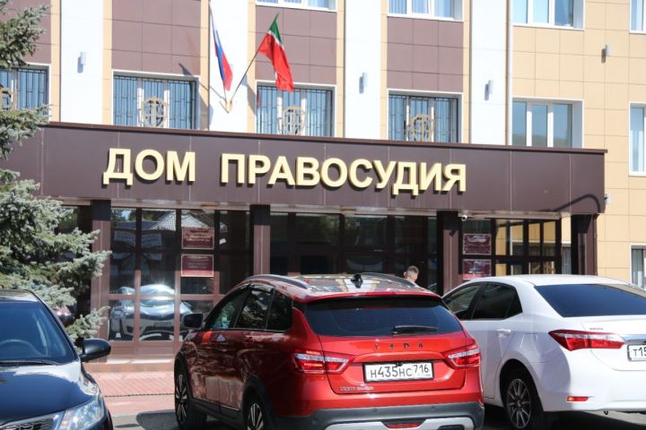 Работодатель из Лениногорска наказан за трудоустройство бывшего служащего муниципальной службы