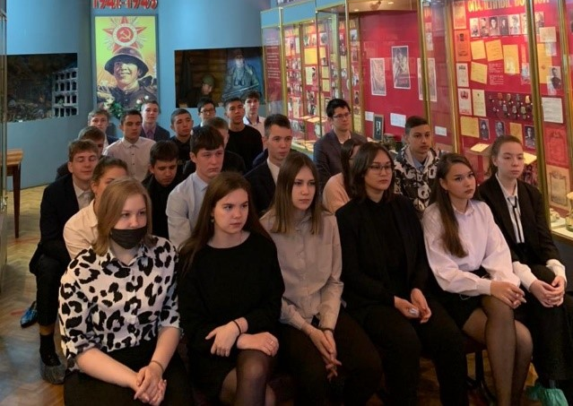 Студенты Лениногорского нефтяного техникума посетили музей