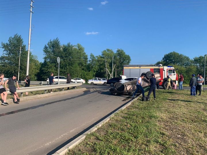 Две жительницы Татарстана пострадали в жуткой аварии