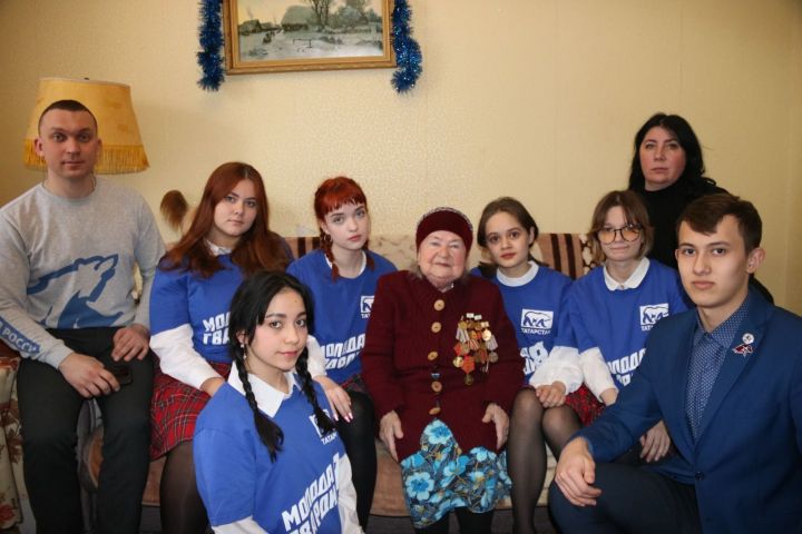 27 января блокадница Ленинграда Радия Гараева приняла в гостях лениногорцев